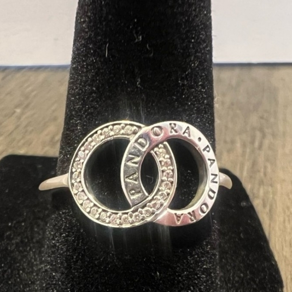 Pandora Silver Intertwined Circles Ring